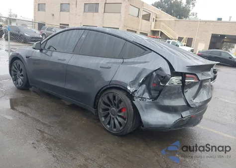 2023 Tesla Model Y Performance Dual Motor All-Wheel Drive z USA, uszkodzony, nr VIN 7SAYGDEF5PF947682